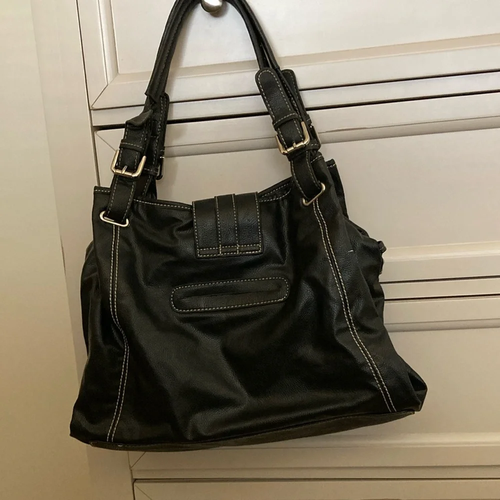 Nine West Black Shoulder Bag - Picture 2 of 7